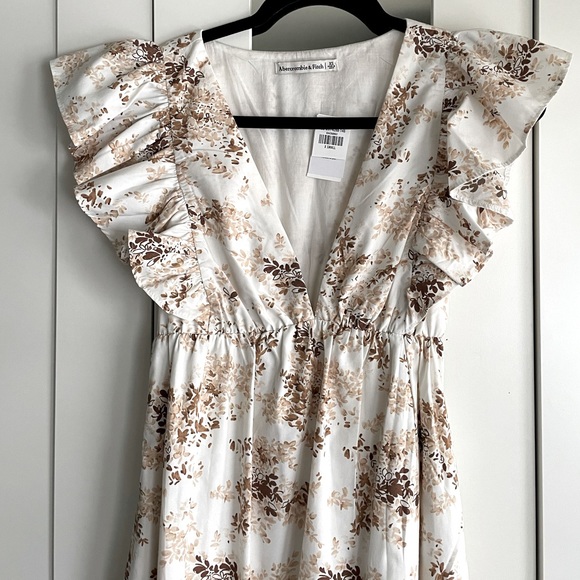 Abercrombie Flutter Sleeve Tiered Midi Dress - Picture 8 of 9